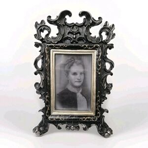 Halloween Frame Changing Portrait Tabletop Decor 11.5 X 7.5